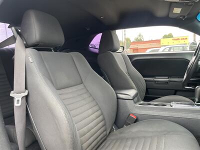 2014 Dodge Challenger SXT  AT THIS PRICE IS ONLY CASH PLUS GOV FEES - Photo 18 - Winnetka, CA 91306