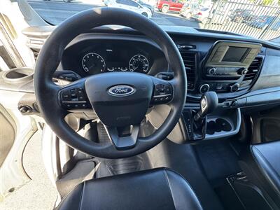2020 Ford Transit 150   - Photo 24 - Winnetka, CA 91306