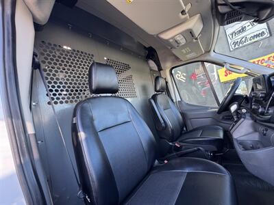2020 Ford Transit 150   - Photo 18 - Winnetka, CA 91306