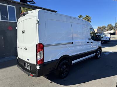 2020 Ford Transit 150   - Photo 4 - Winnetka, CA 91306