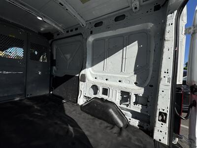 2020 Ford Transit 150   - Photo 14 - Winnetka, CA 91306