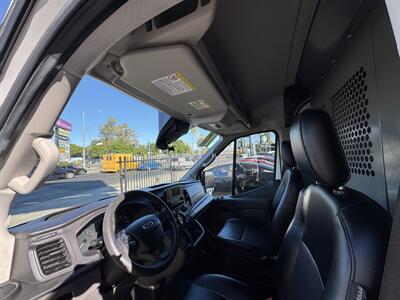 2020 Ford Transit 150   - Photo 6 - Winnetka, CA 91306