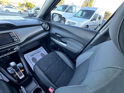 2020 Nissan Kicks SV   - Photo 15 - Winnetka, CA 91306