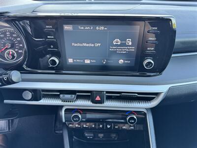 2022 Kia K5 LXS   - Photo 8 - Winnetka, CA 91306