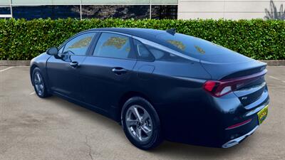 2022 Kia K5 LXS   - Photo 6 - Winnetka, CA 91306