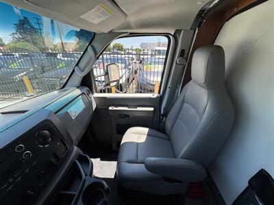2013 ford e-450   - Photo 7 - Winnetka, CA 91306