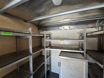 2013 ford e-450   - Photo 9 - Winnetka, CA 91306