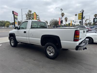 2005 GMC Sierra 2500HD Work Truck   - Photo 3 - Winnetka, CA 91306