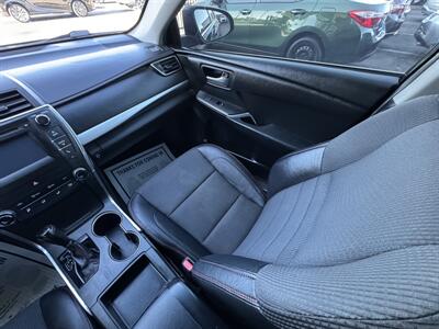 2016 Toyota Camry LE   - Photo 13 - Winnetka, CA 91306