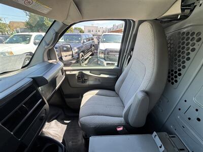 2014 Chevrolet Express 2500 - Photo 22 - Winnetka, CA 91306