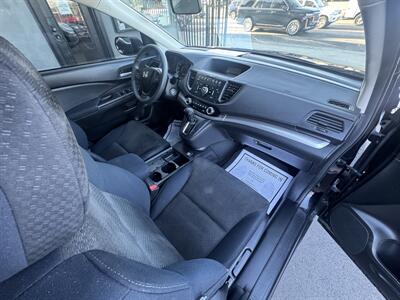 2016 Honda CR-V LX - Photo 14 - Winnetka, CA 91306