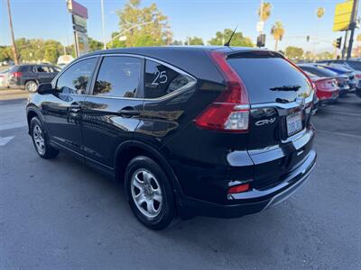 2016 Honda CR-V LX - Photo 5 - Winnetka, CA 91306