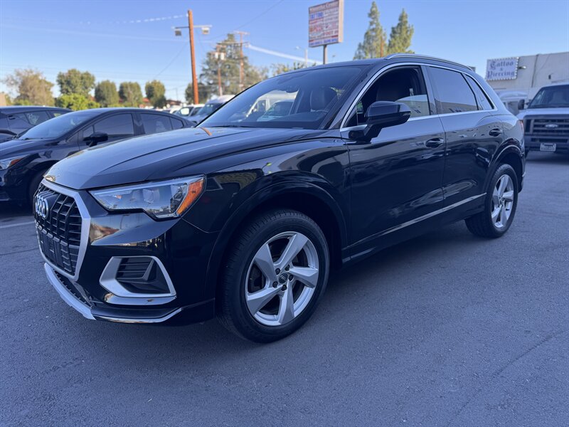 2019 Audi Q3 quattro Premium 45 TFSI