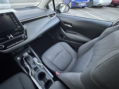 2021 Toyota Corolla LE   - Photo 17 - Winnetka, CA 91306