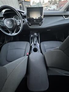 2021 Toyota Corolla LE   - Photo 12 - Winnetka, CA 91306