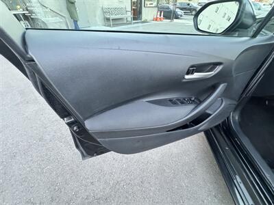 2021 Toyota Corolla LE   - Photo 21 - Winnetka, CA 91306