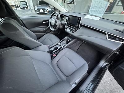 2021 Toyota Corolla LE   - Photo 9 - Winnetka, CA 91306