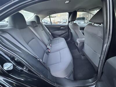 2021 Toyota Corolla LE   - Photo 14 - Winnetka, CA 91306