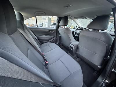 2021 Toyota Corolla LE   - Photo 13 - Winnetka, CA 91306