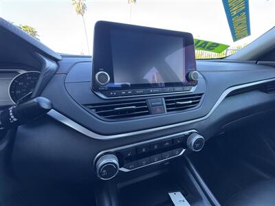 2021 Nissan Altima 2.5 SR - Photo 9 - Winnetka, CA 91306