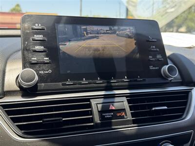 2018 Honda Accord LX   - Photo 9 - Winnetka, CA 91306