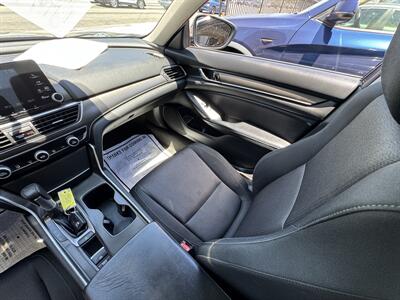 2018 Honda Accord LX   - Photo 17 - Winnetka, CA 91306