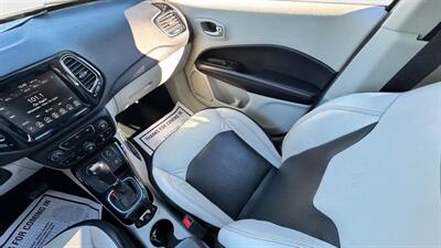 2020 Jeep Compass Limited   - Photo 15 - Winnetka, CA 91306