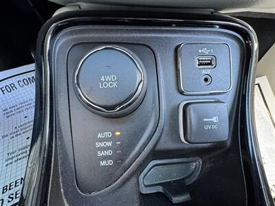 2020 Jeep Compass Limited   - Photo 8 - Winnetka, CA 91306