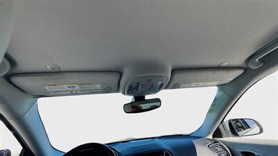 2020 Jeep Compass Limited   - Photo 19 - Winnetka, CA 91306