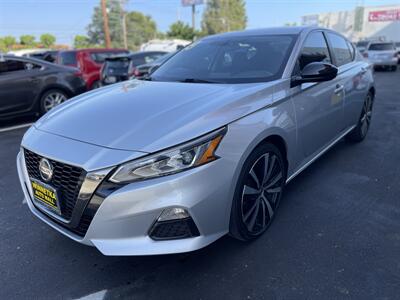 2019 Nissan Altima 2.5 SR   - Photo 1 - Winnetka, CA 91306