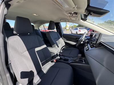 2023 Toyota Corolla LE   - Photo 11 - Winnetka, CA 91306