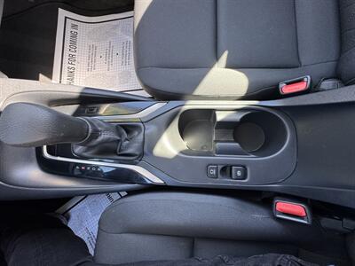2023 Toyota Corolla LE   - Photo 23 - Winnetka, CA 91306