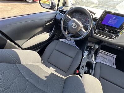 2023 Toyota Corolla LE   - Photo 16 - Winnetka, CA 91306