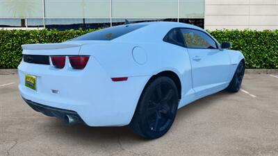 2011 Chevrolet Camaro LT - Photo 4 - Winnetka, CA 91306