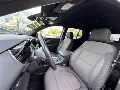 2022 Chevrolet Traverse LT Cloth - Photo 8 - Winnetka, CA 91306