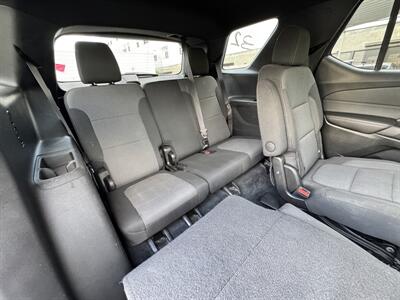 2022 Chevrolet Traverse LT Cloth - Photo 21 - Winnetka, CA 91306