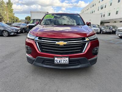 2022 Chevrolet Traverse LT Cloth - Photo 2 - Winnetka, CA 91306