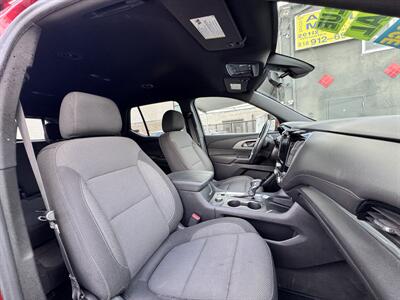 2022 Chevrolet Traverse LT Cloth - Photo 26 - Winnetka, CA 91306