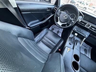 2015 Lexus IS 250 Crafted Line   - Photo 20 - Winnetka, CA 91306