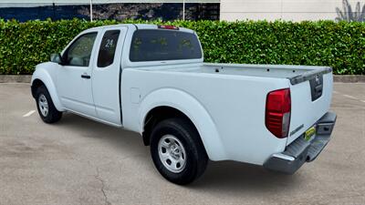 2016 Nissan Frontier S  Spañol (818) 288-3783 Antonio - Photo 4 - Winnetka, CA 91306