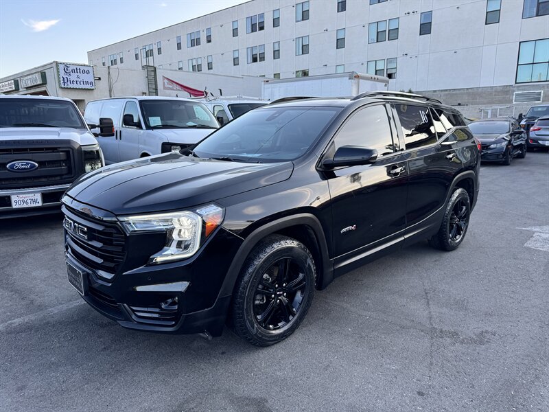 2022 GMC Terrain AT4  