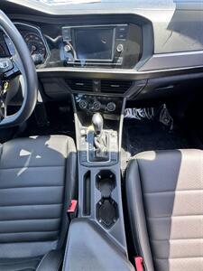 2021 Volkswagen Jetta S - Photo 14 - Winnetka, CA 91306