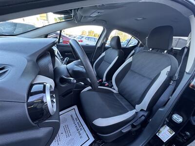 2021 Nissan Versa SV   - Photo 7 - Winnetka, CA 91306