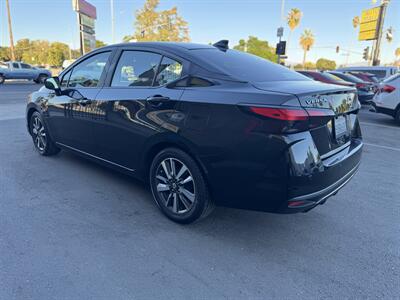 2021 Nissan Versa SV   - Photo 4 - Winnetka, CA 91306