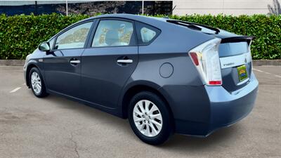 2014 Toyota Prius Plug-in Hybrid - Photo 5 - Winnetka, CA 91306