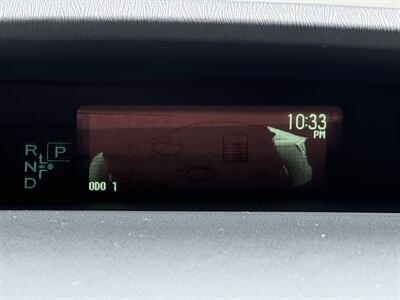 2014 Toyota Prius Plug-in Hybrid - Photo 9 - Winnetka, CA 91306