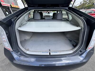 2014 Toyota Prius Plug-in Hybrid - Photo 13 - Winnetka, CA 91306