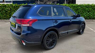 2020 Mitsubishi Outlander ES - Photo 3 - Winnetka, CA 91306