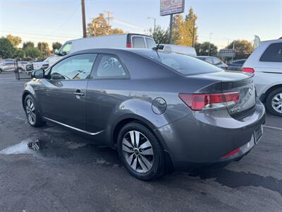 2013 Kia Forte Koup EX   - Photo 4 - Winnetka, CA 91306