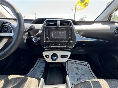 2017 Toyota Prius Two   - Photo 14 - Winnetka, CA 91306